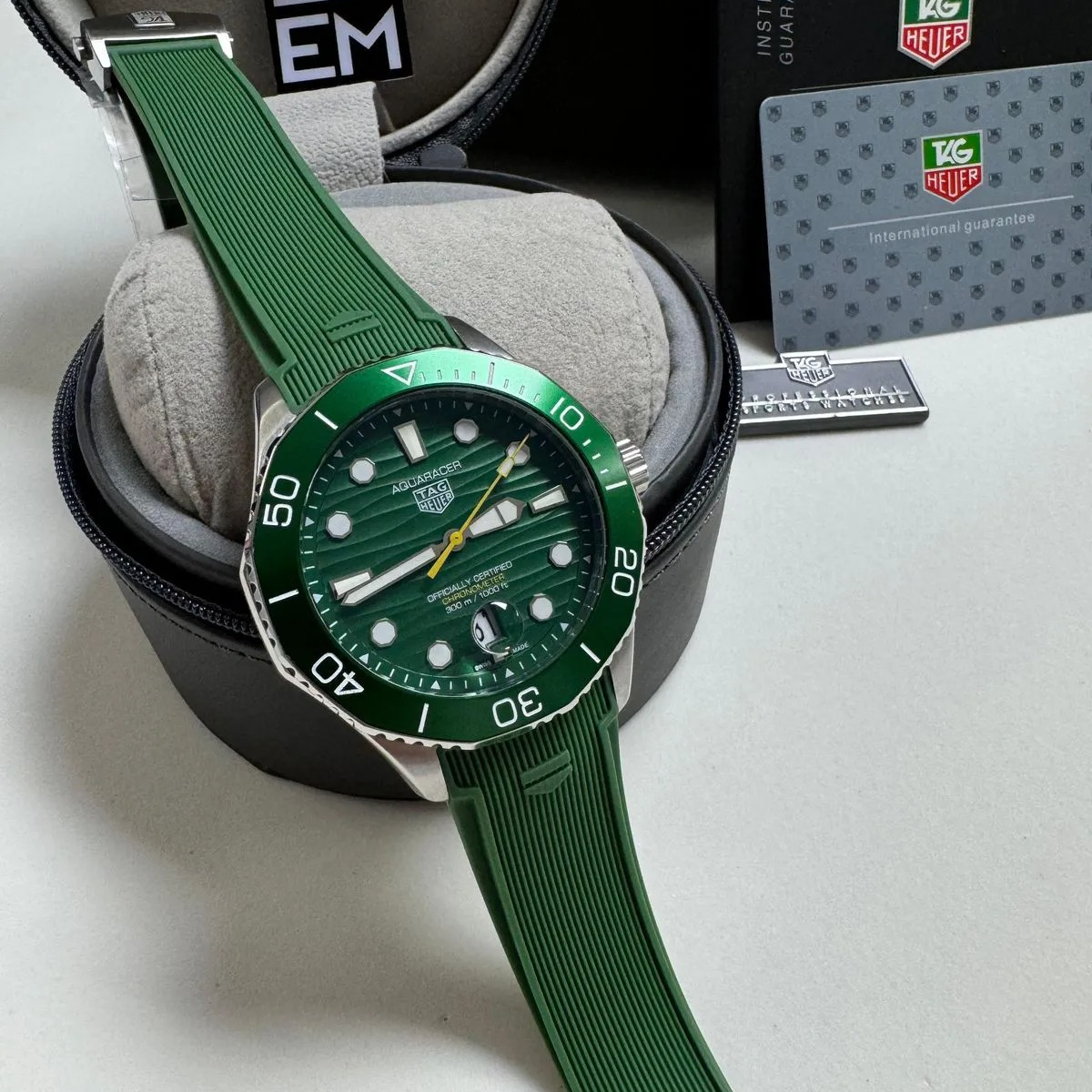 TH Aquaracer Green Chronometer 300M Rubber Strap TAG Heuer