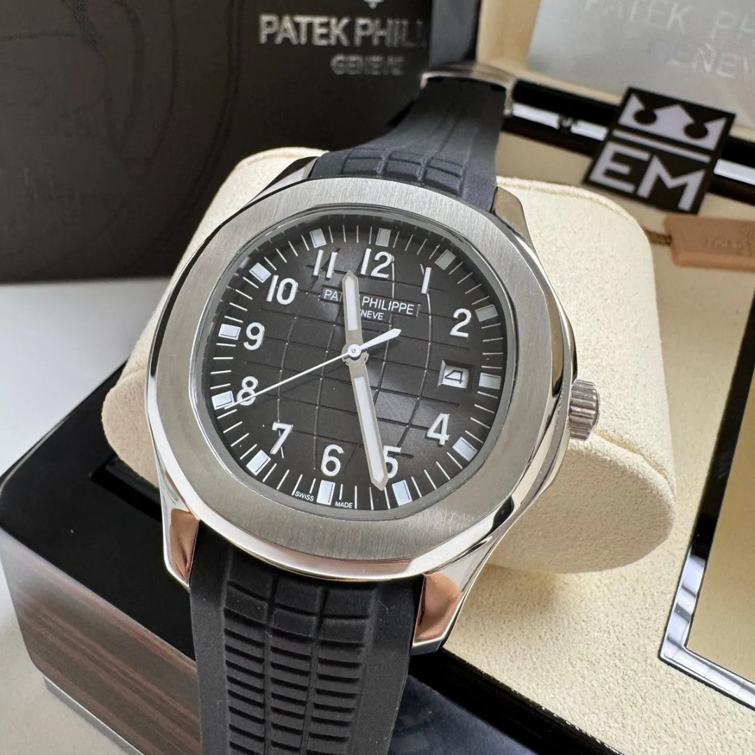 PP Aquanaut Black Automatic 42 mm