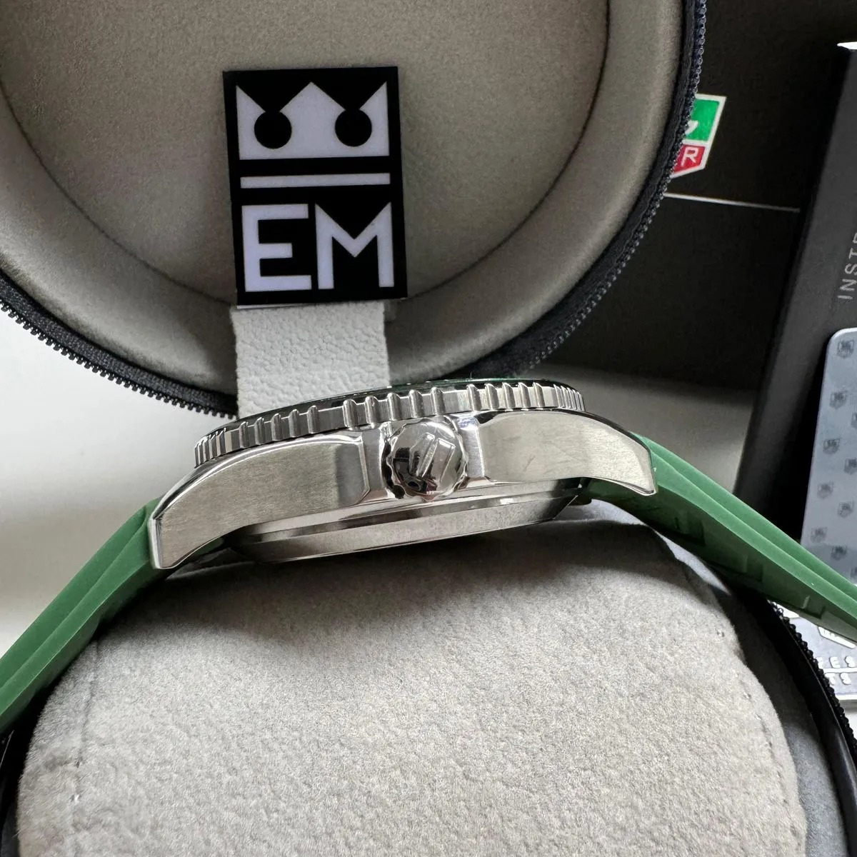 TH  Aquaracer Green Chronometer 300M Rubber Strap TAG Heuer