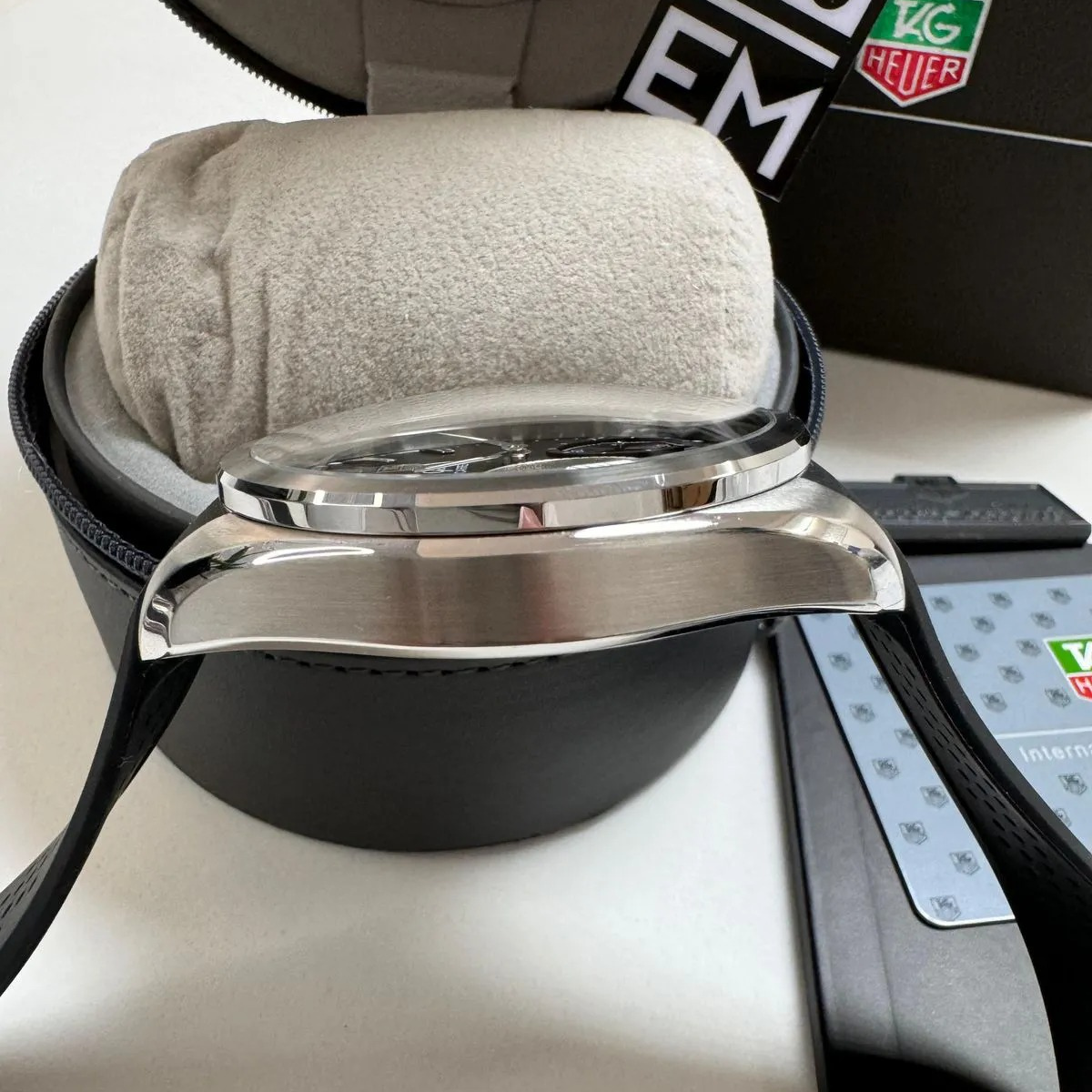TH Carrera Pendulum – Black & Stainless Steel TAG Heuer