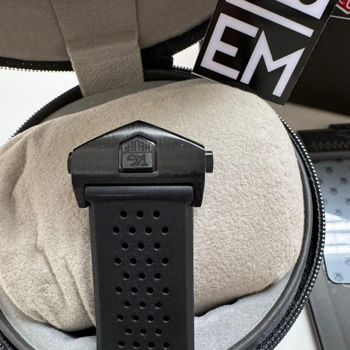 TH Grand Carrera Pendulum – Black TAG Heuer