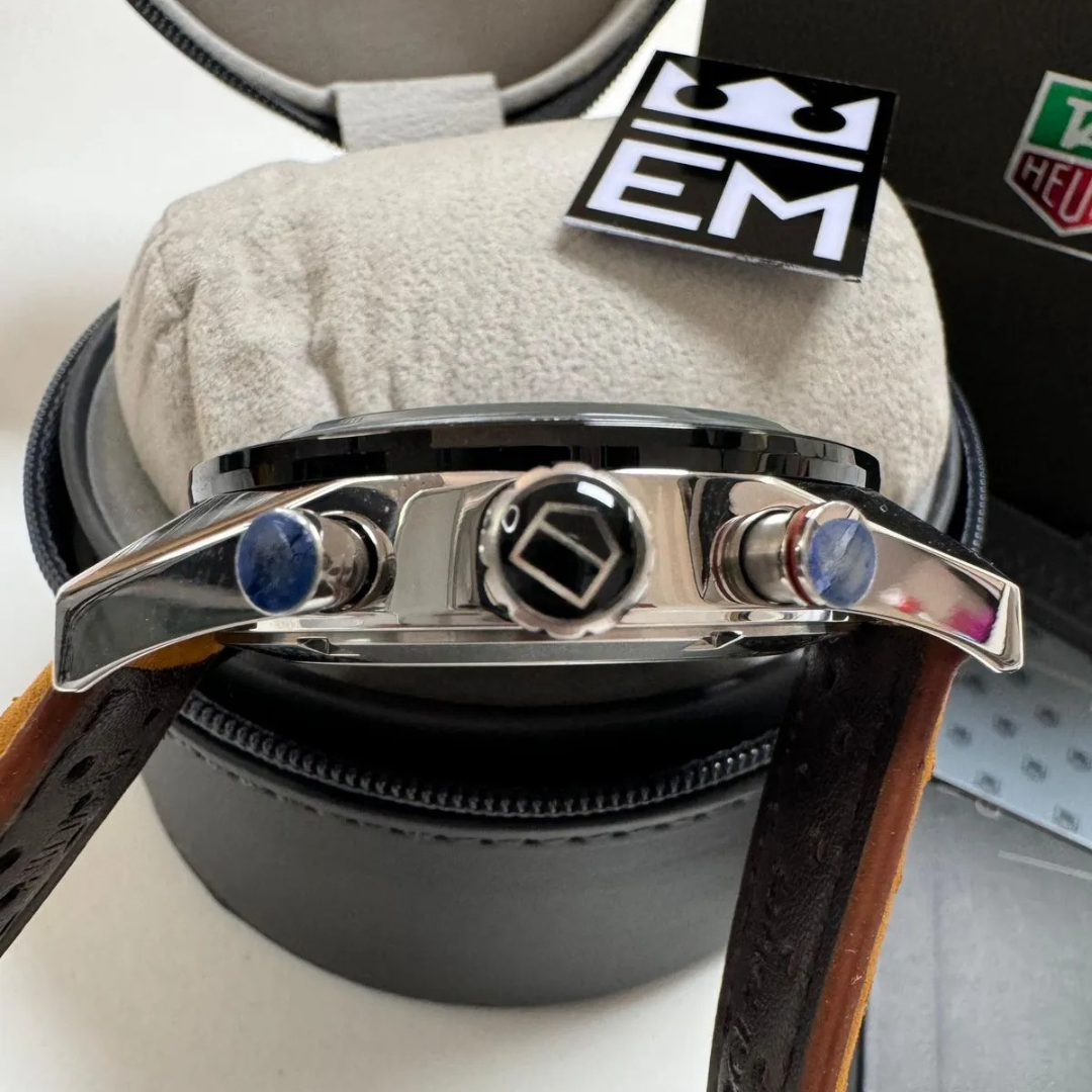 TH Carrera Chronograph Black – Automatic | Suede Leather Strap TAG Heuer